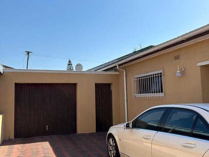 4 Bedroom Property for Sale in Surrey Estate Western Cape